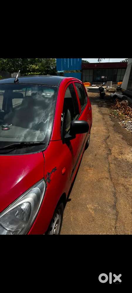 Hyundai I10 2011 Petrol 64700 Km Driven