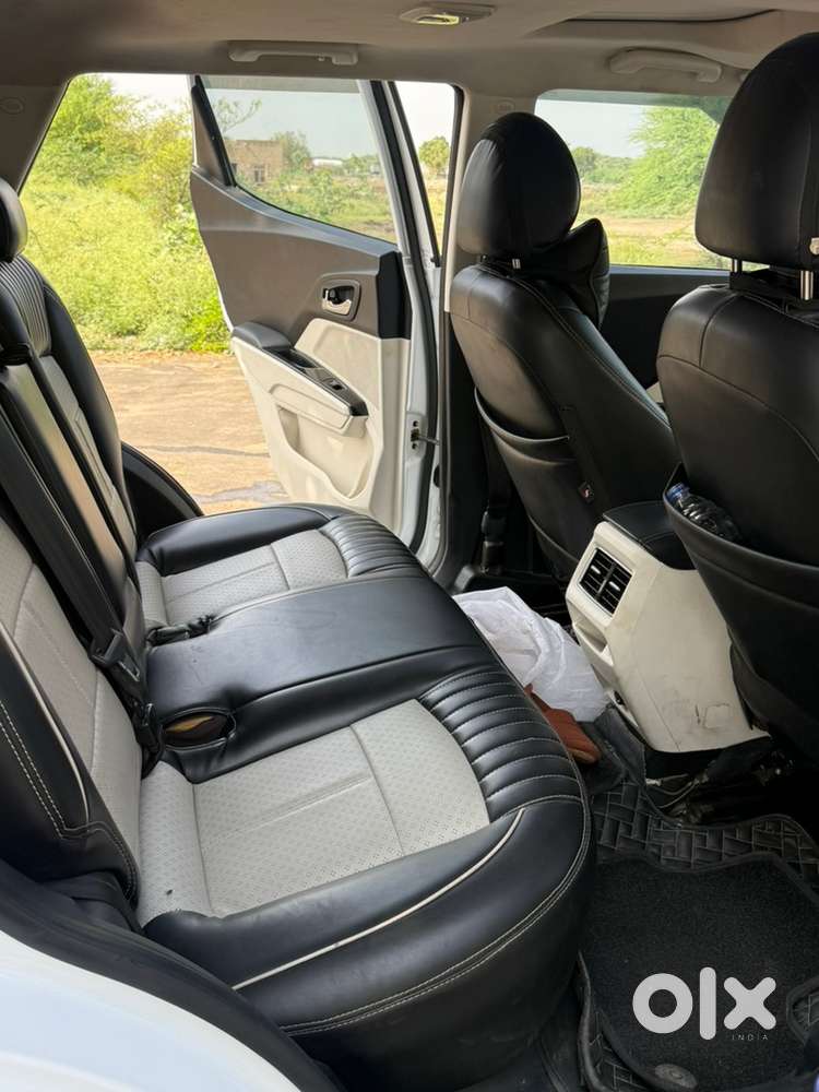 Mahindra Xuv 3xo 2024 Petrol 60222 Km Driven