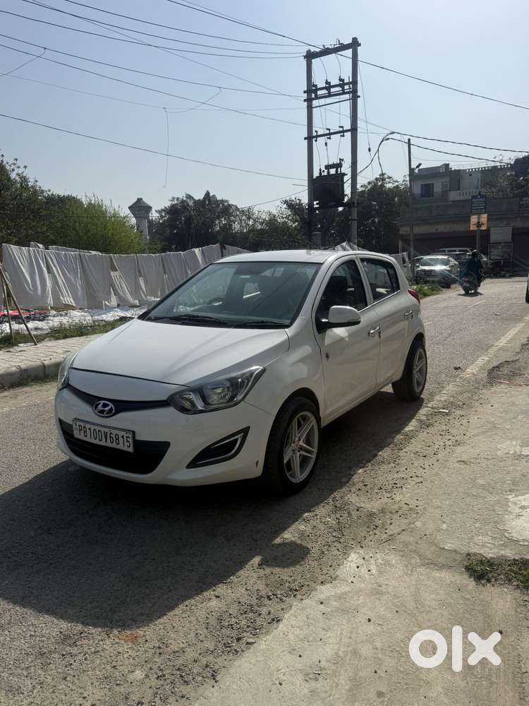 Hyundai I20 Sportz 1.2 Bs-iv, 2012, Diesel