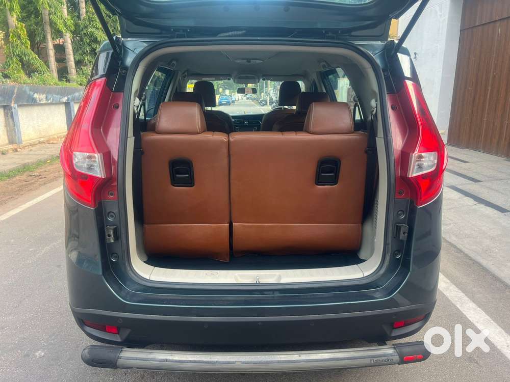 Mahindra Marazzo M6, 2018, Diesel