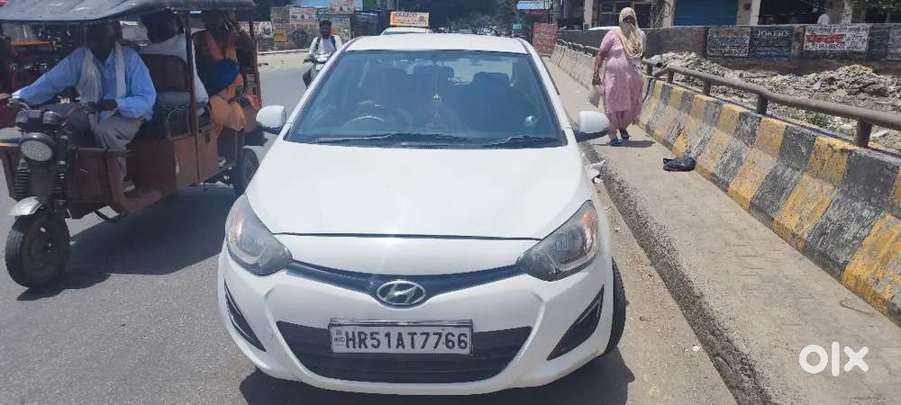 Hyundai I20 2013 Cng & Hyb
