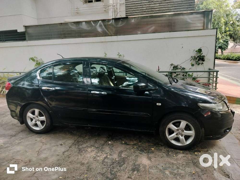 Honda City V-AT 2010