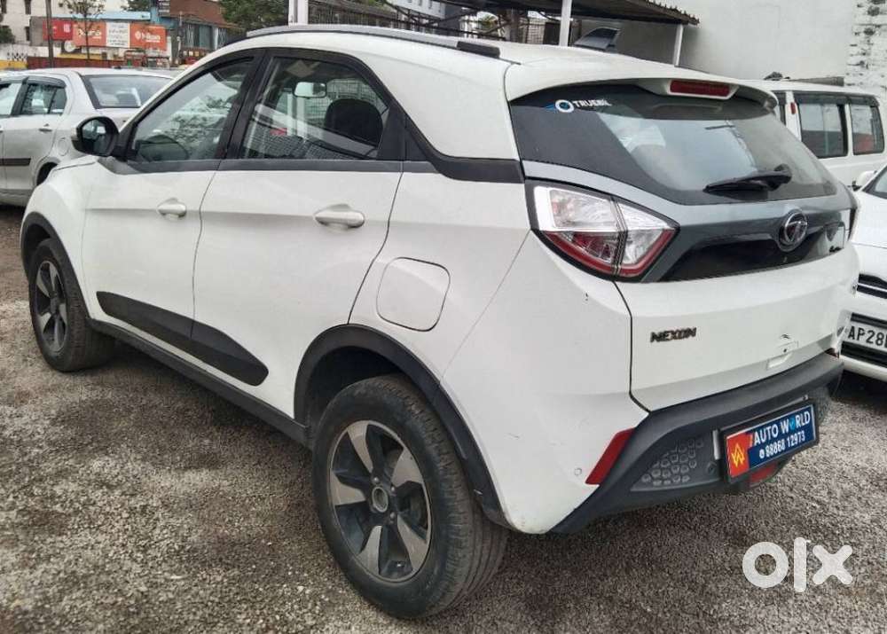 Tata Nexon 1.2 Revotron Xz Plus, 2018, Petrol