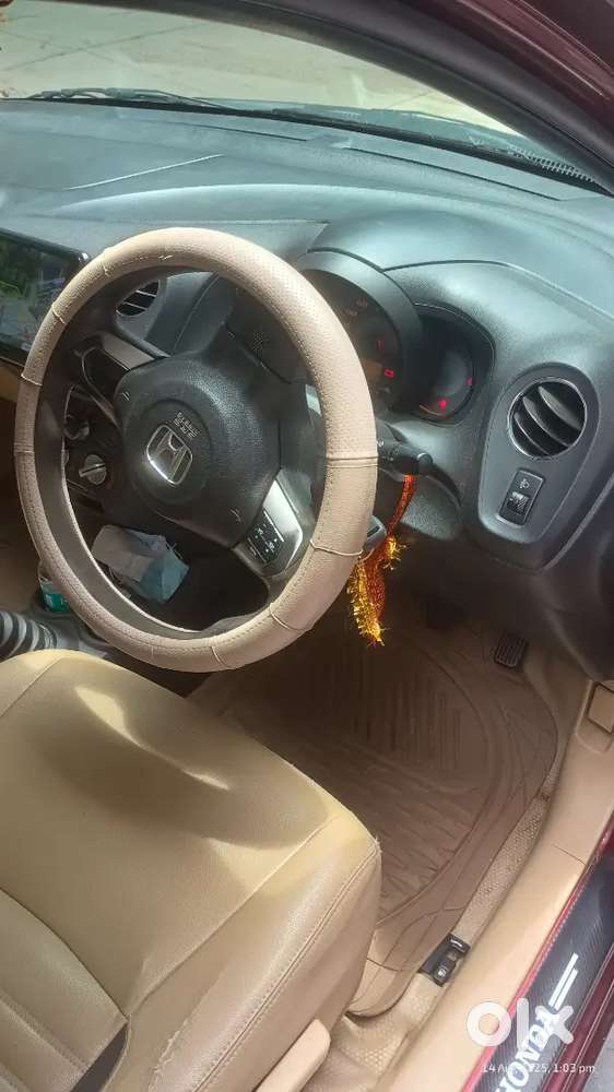 Honda Amaze 2014 Diesel Well Maintained.top End Model, 2 Air Bags.