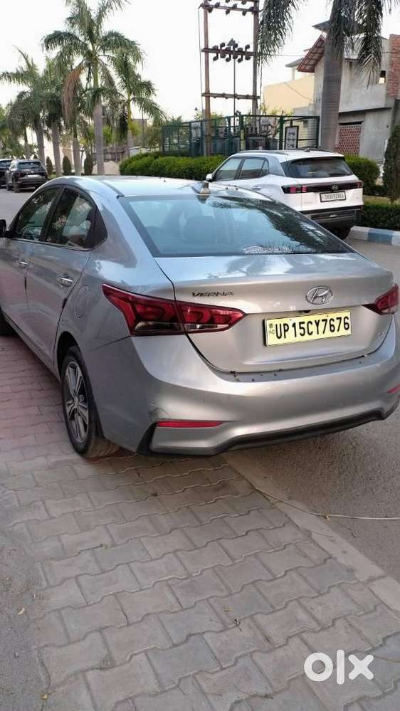Hyundai Verna 1.5 S Vtvt, 2019, Petrol