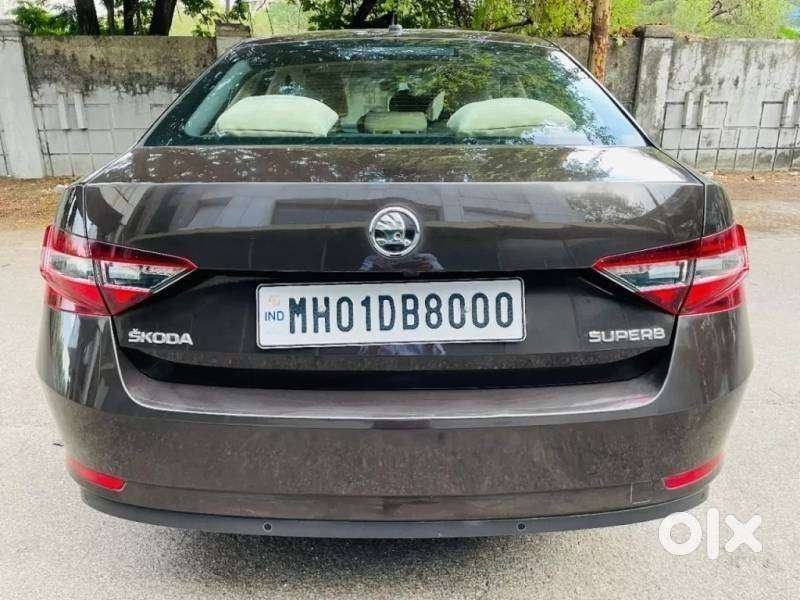 Skoda Superb Style 1.8 Tsi At, 2018, Petrol