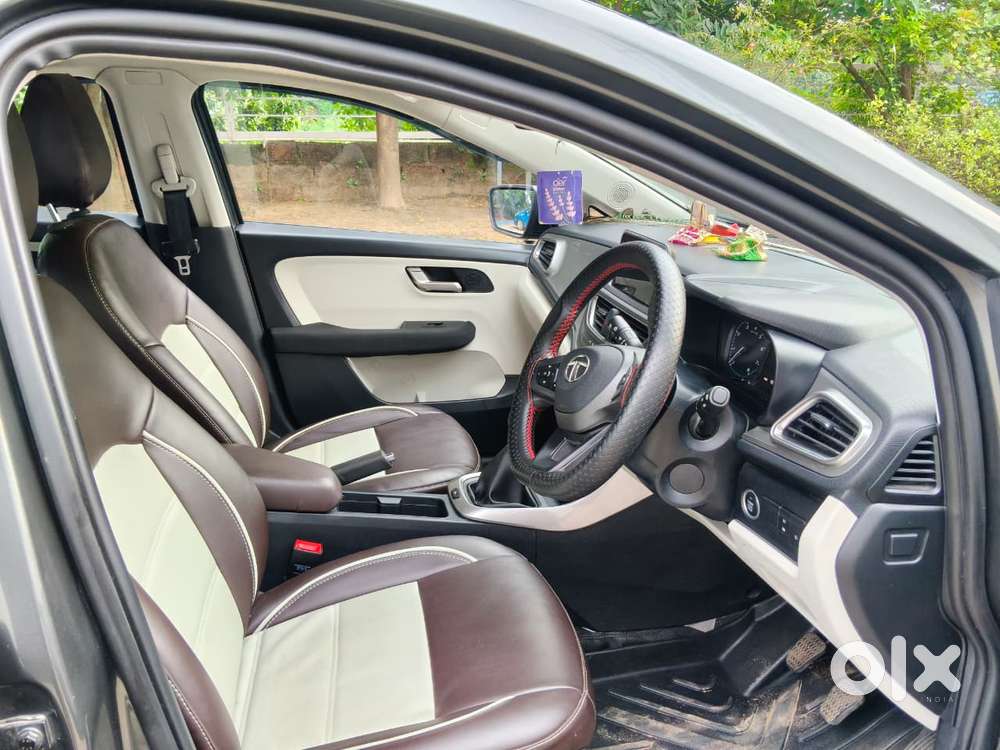 Tata Altroz Xz, 2023, Petrol