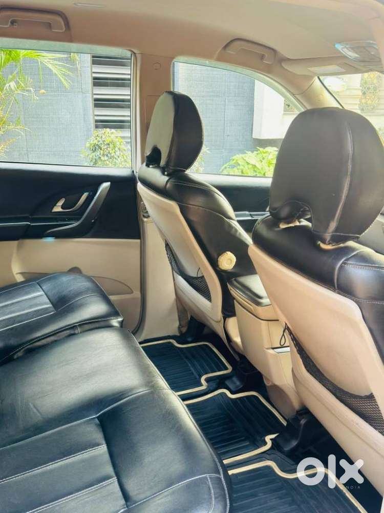 Mahindra Xuv500 W6 At, 2018, Diesel