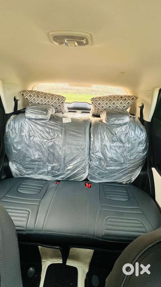 Mahindra Xuv 3xo 2025 Petrol 8000 Km Driven