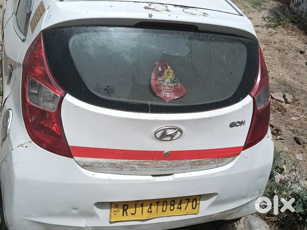 Hyundai Eon 2017 Lpg 80000 Km Driven