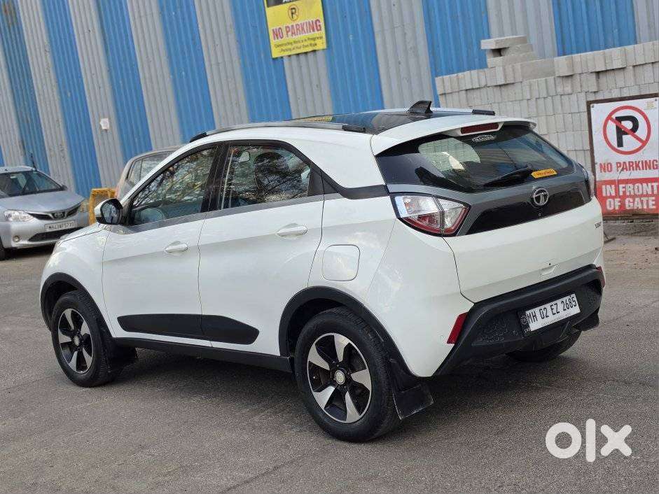 Tata Nexon 1.2 Revotron Xza Plus, 2018, Cng & Hybrids