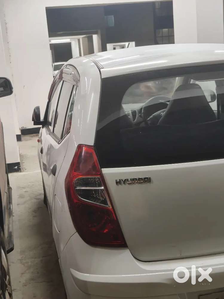 Hyundai I10 2013 Petrol 93852 Km Driven