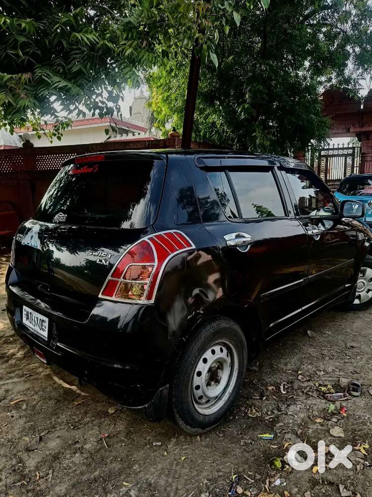 Maruti Suzuki Swift Black Lxi 2008