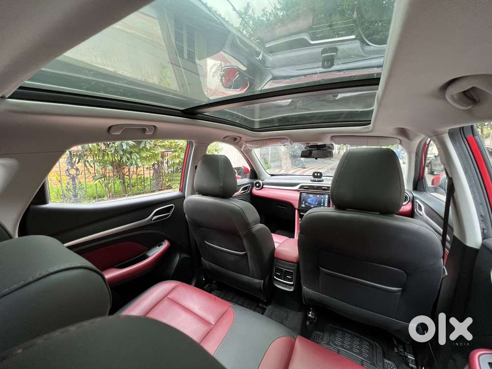 MG ASTOR 1.5 Savvy CVT S Red, 2022, Petrol