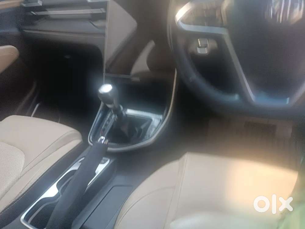 Mg Hector Plus 2023 Petrol Well Maintained