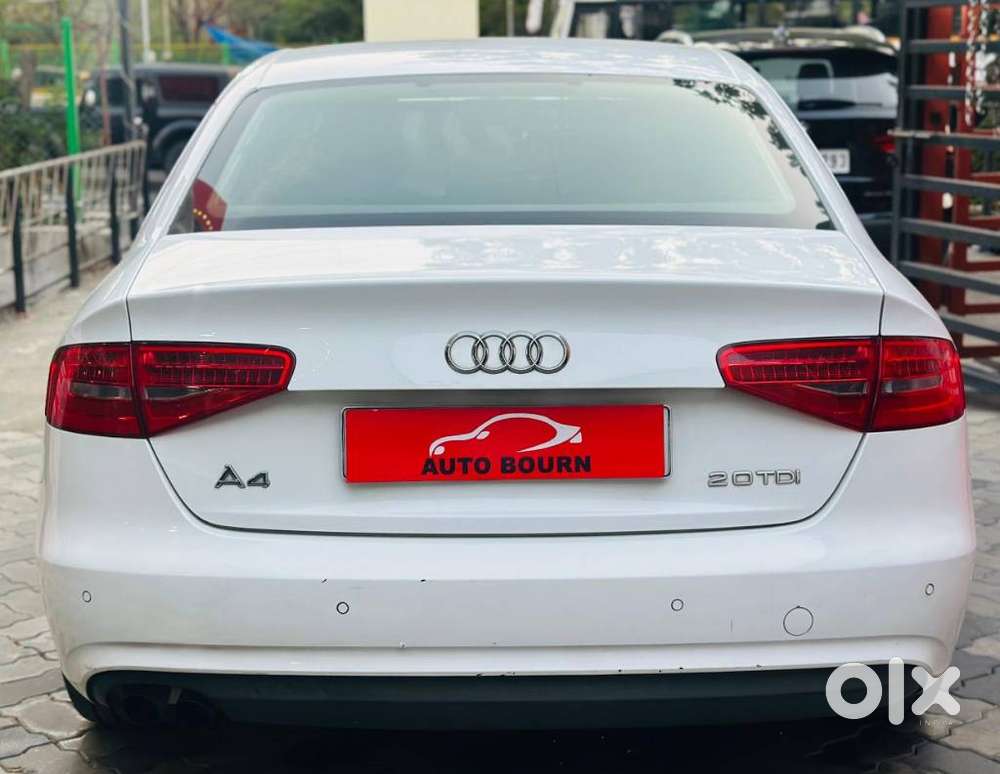 Audi A4, 2012