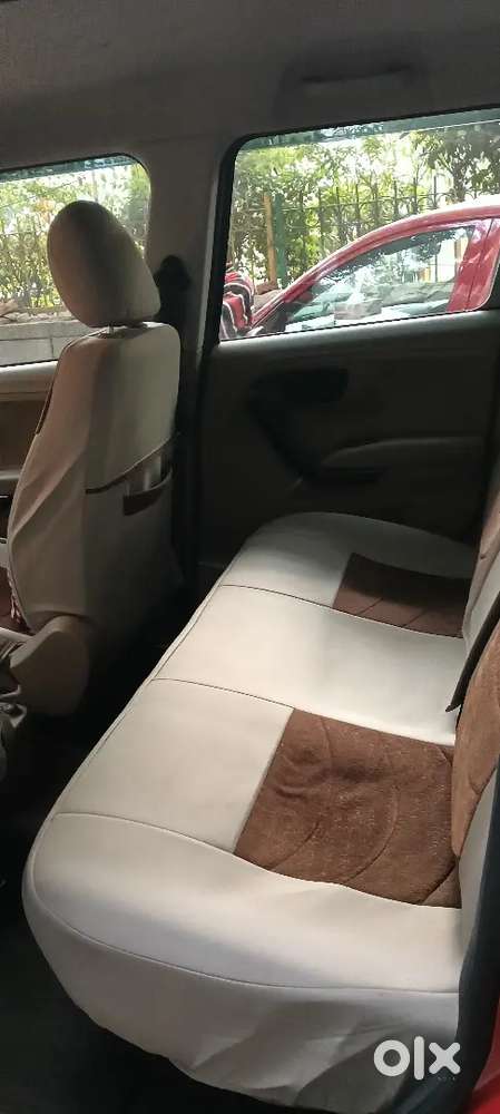 Mahindra Tuv 300 2017