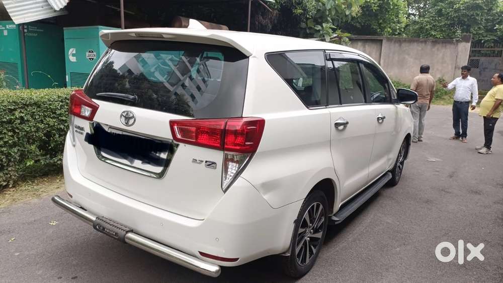 Toyota Innova Crysta 2022 Petrol Well Maintained