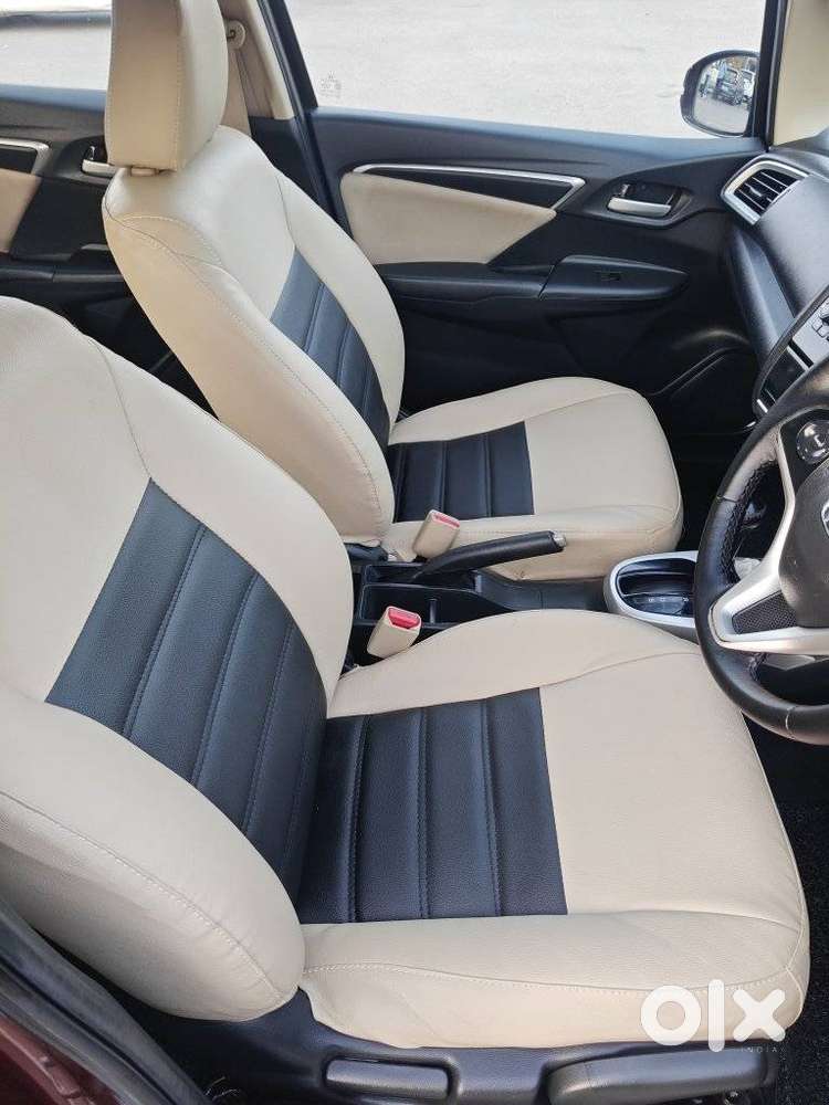 Honda Jazz V Automatic, 2015, Petrol