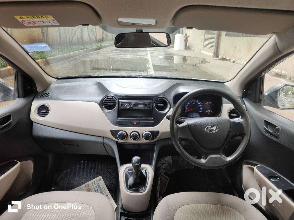 Hyundai Xcent Base 1.2, 2018, Petrol