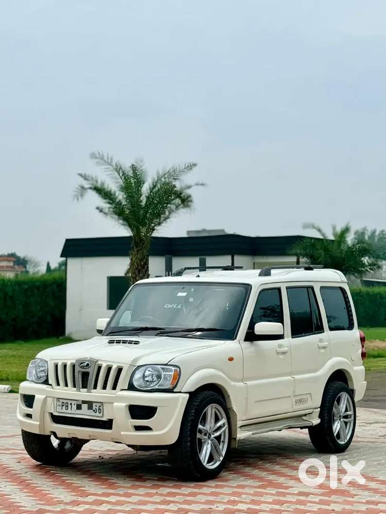 Mahindra Scorpio Classic 2010 Car