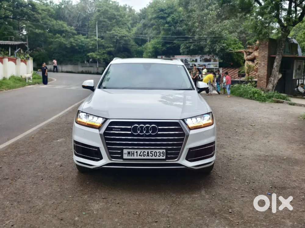 Excellent Condition Audi Q7 Diesel 2017 Top Model At 1999000 Only