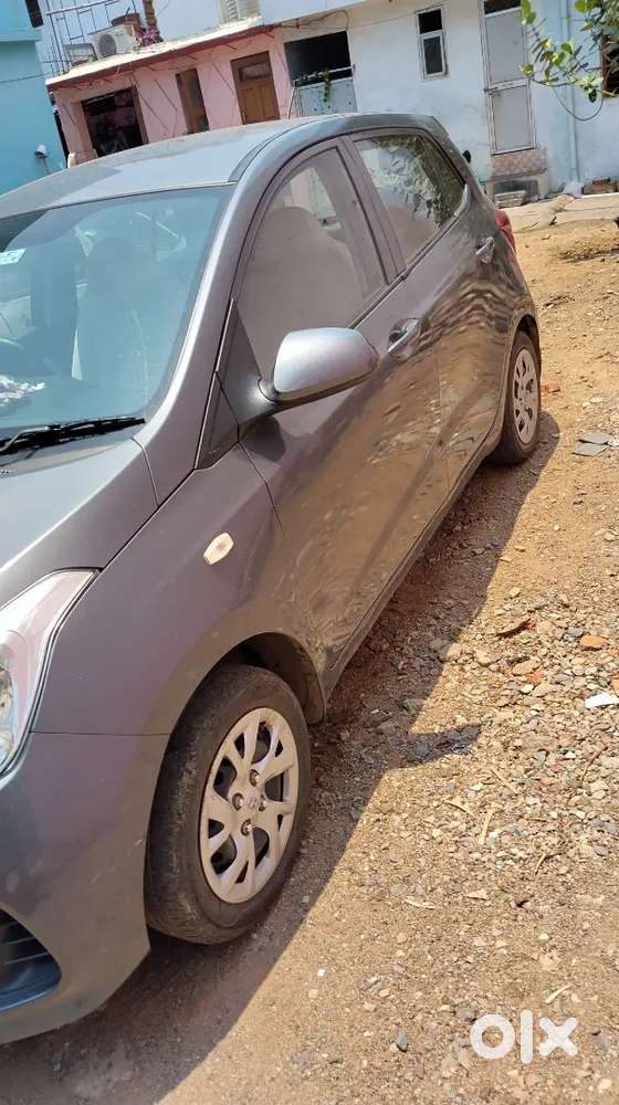Hyundai Grand I10 2018 Petrol 37000 Km Driven