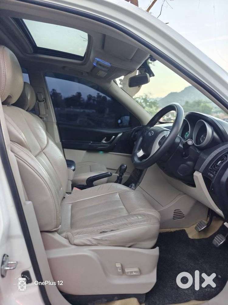 Mahindra Xuv500 2.2 W10 Sportz Edition Mt, 2017, Diesel