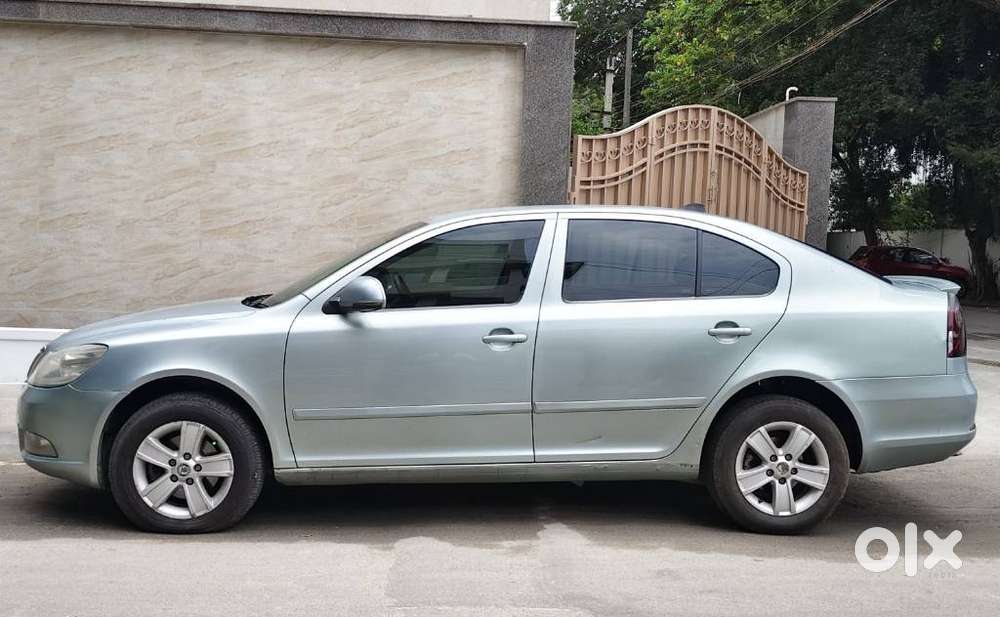 Skoda Laura Ambition 2.0 Tdi Cr At, 2009
