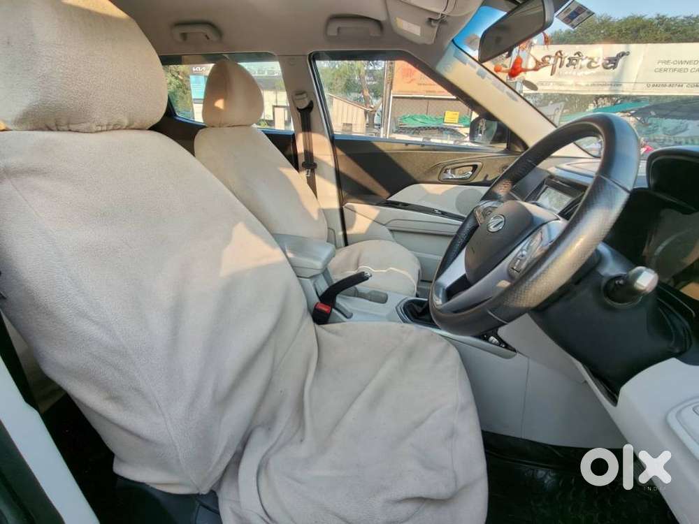 Mahindra Xuv300 W8, 2020, Petrol