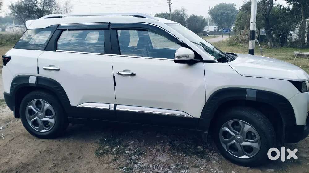 Maruti Suzuki Vitara Brezza 2024 Petrol 6300 Km Driven Urgent Sell
