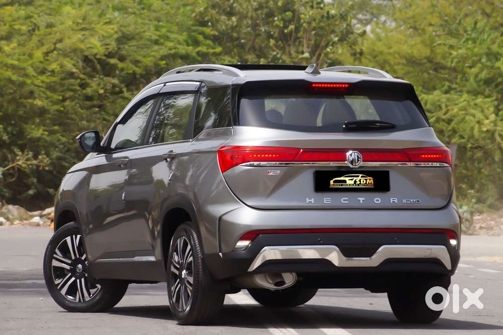 Mg Hector Plus Sharp Pro 1.5 Turbo Petrol Cvt 6 Str, 2026, Petrol