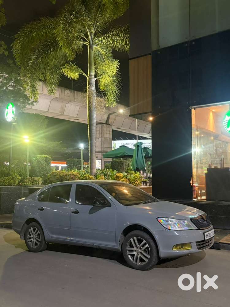 Skoda Laura Diesel Automatic 2012