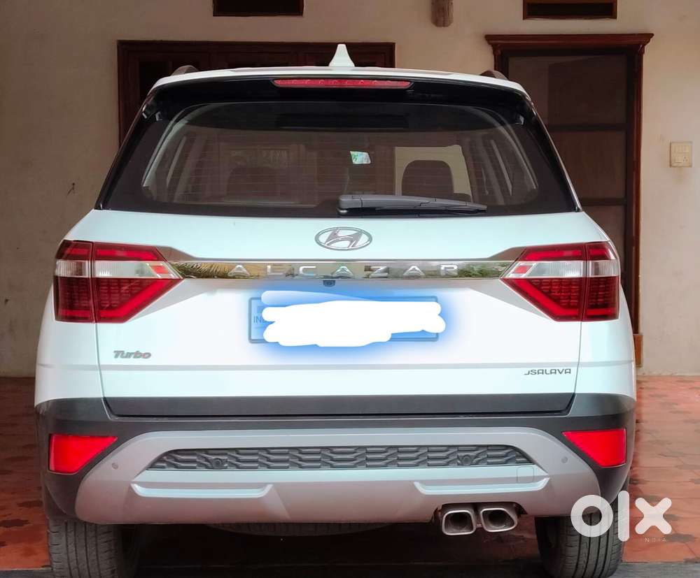 Hyundai Alcazar, 2023, Petrol