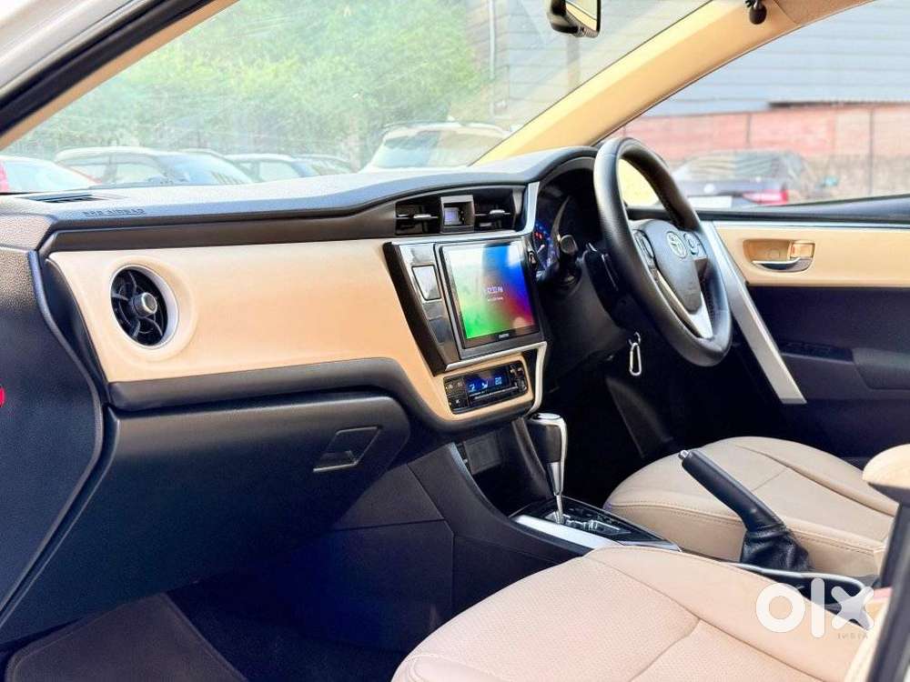 Toyota Corolla Altis [2014-2017] 1.8 G Cvt, 2017, Petrol