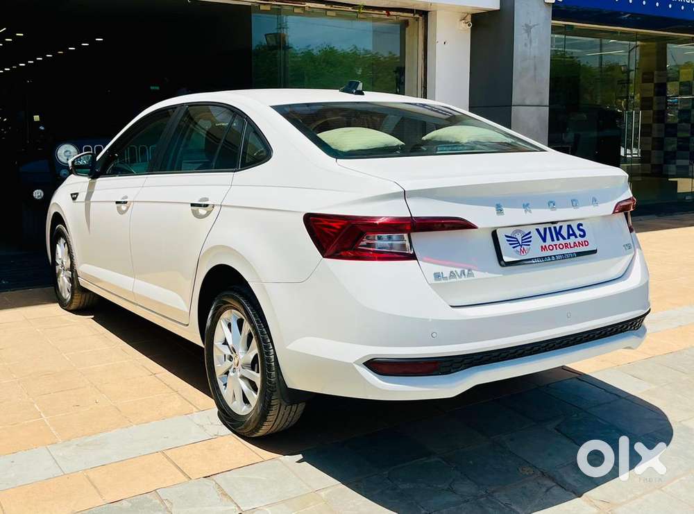 Skoda Slavia Ambition 1.5l Tsi Dsg, 2024, Petrol