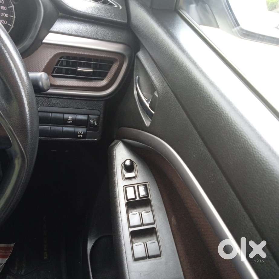 Maruti Suzuki Vitara Brezza 1.5 Zxi, 2022, Petrol
