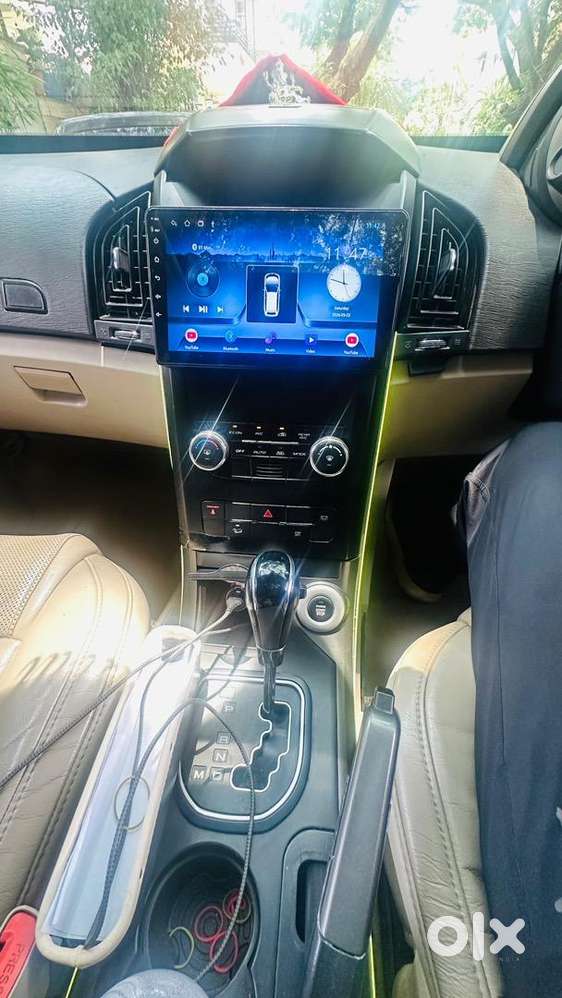 Xuv 500 Automatic Sunroof W10