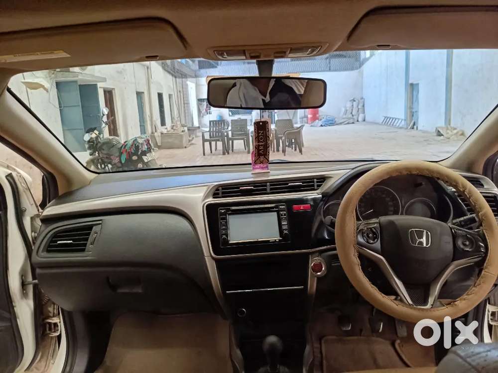 Only Discuss Direct User  Not Contact Carz 24 Spinny Etc. Any Agent