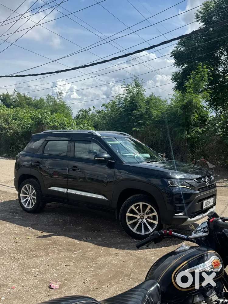 Breeza In Showroom Condition
