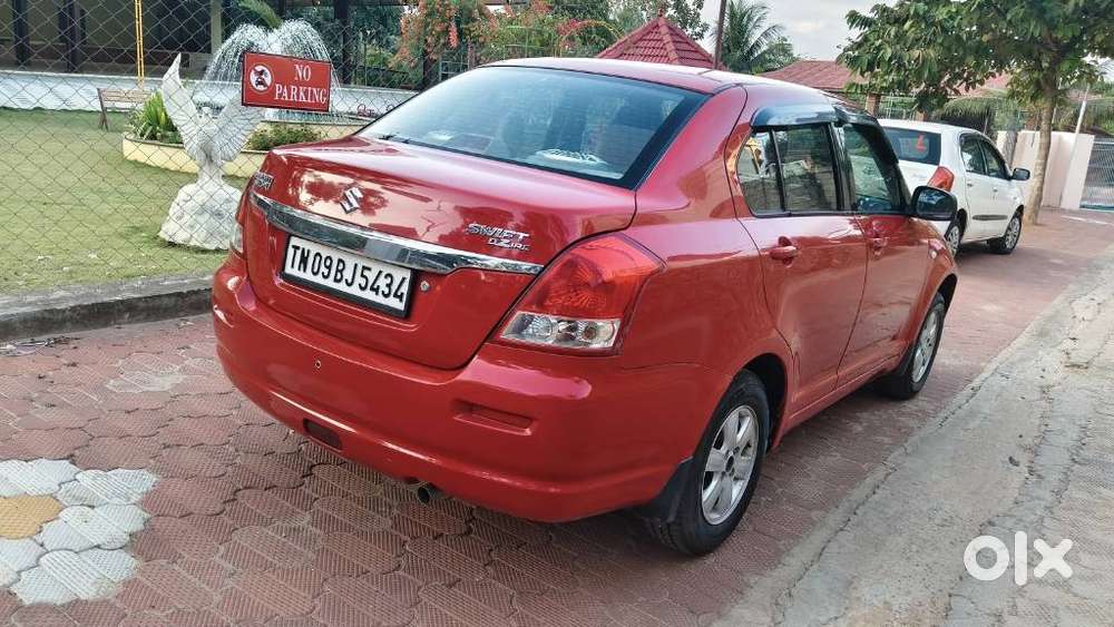 Maruti Suzuki Swift Dzire 1.3 Zxi, 2011, Petrol