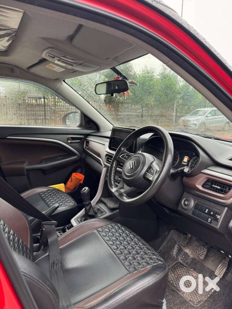 Maruti Suzuki Brezza 1.5 Zxi Cng Dual Tone, 2022, Petrol