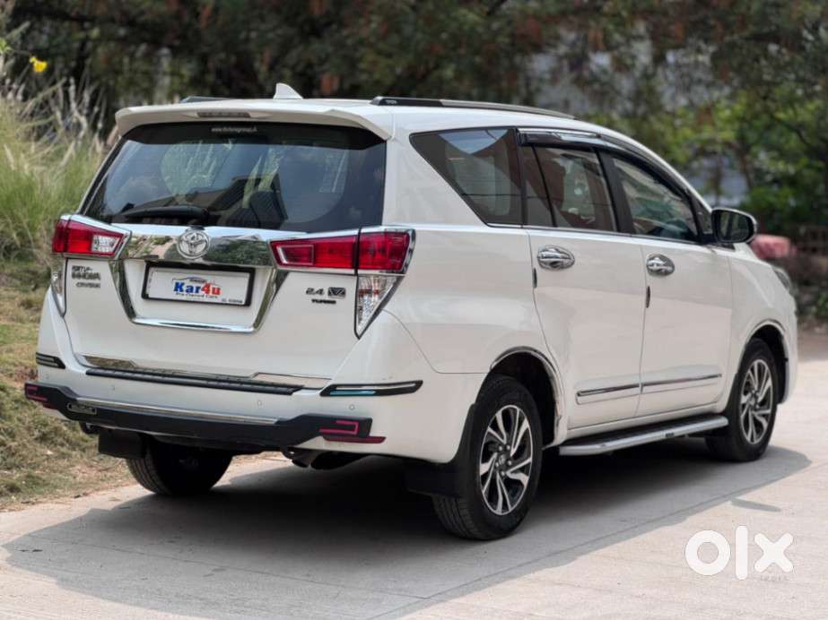 Toyota Innova Crysta [2020-ongoing] 2.4 Vx 7 Str, 2023, Diesel