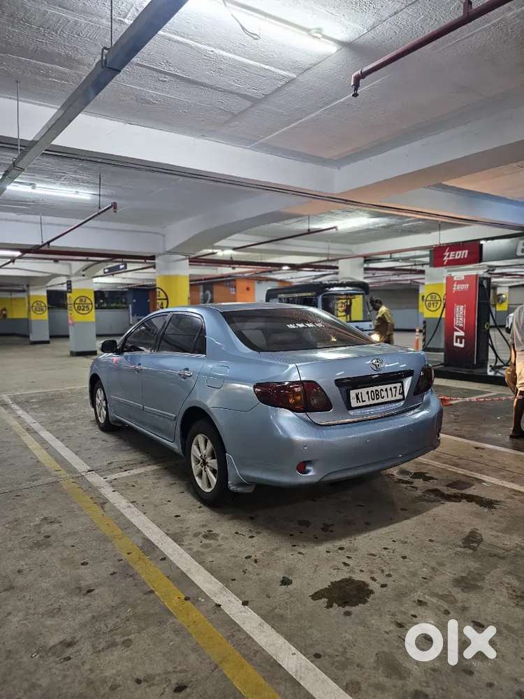 Toyota Corolla Altis 2010 Diesel 190000 Km Driven