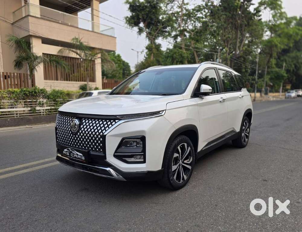 Mg Hector Plus Sharp Pro 1.5 Turbo Petrol Cvt 7 Str, 2023, Petrol