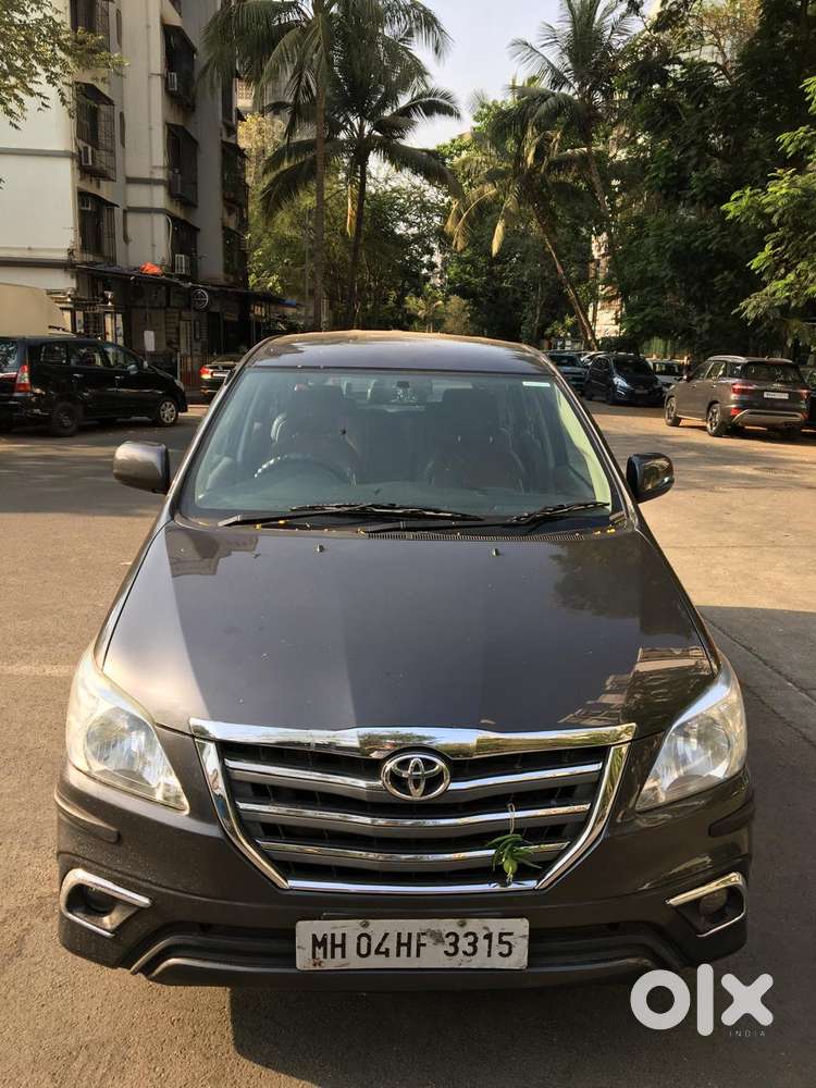 Toyota Innova 2.5 G (diesel) 8 Seater Bs Iv, 2016, Diesel