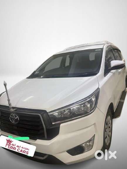 Toyota Innova Crysta [2020-ongoing] 2.4 Gx 8 Str, 2025, Diesel