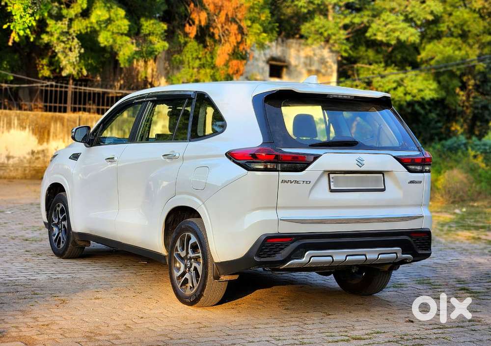 Maruti Suzuki Invicto Zeta Plus 7str, 2024, Petrol