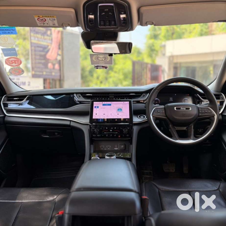 Jeep Grand Cherokee Limited (o) 4x4 At, 2023, Petrol