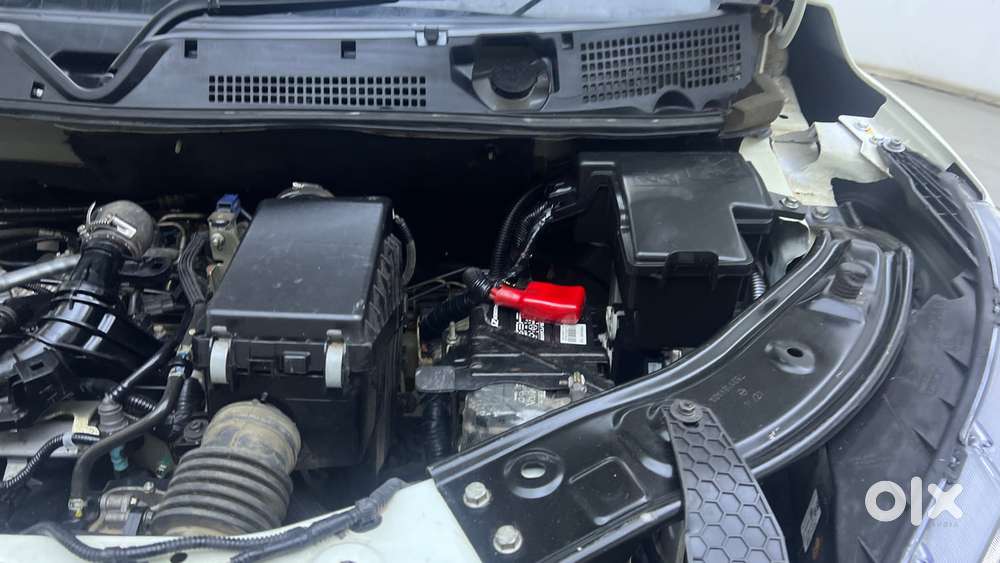 Nissan Magnite Xv Turbo, 2022, Petrol
